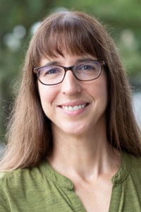 Headshot of Carol Barford