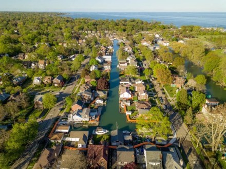 Flooding on Detroit’s east side. Credit: Planet Detroit