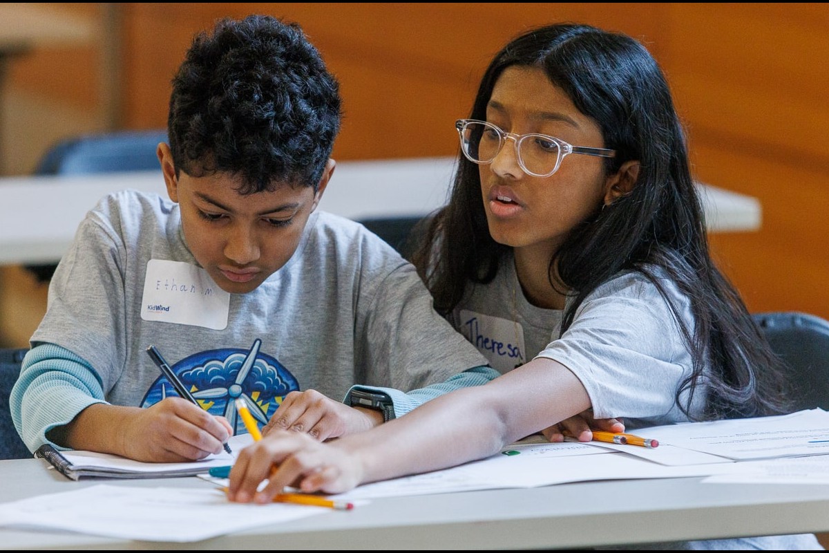 Members of the Wind Warriors team from Sun Prairie, Wis. participate in the communication instant challenge. The team won the Spirit of WI Kidwind award.